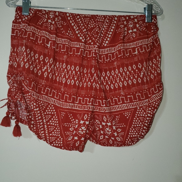 Tassel shorts - Picture 2 of 3